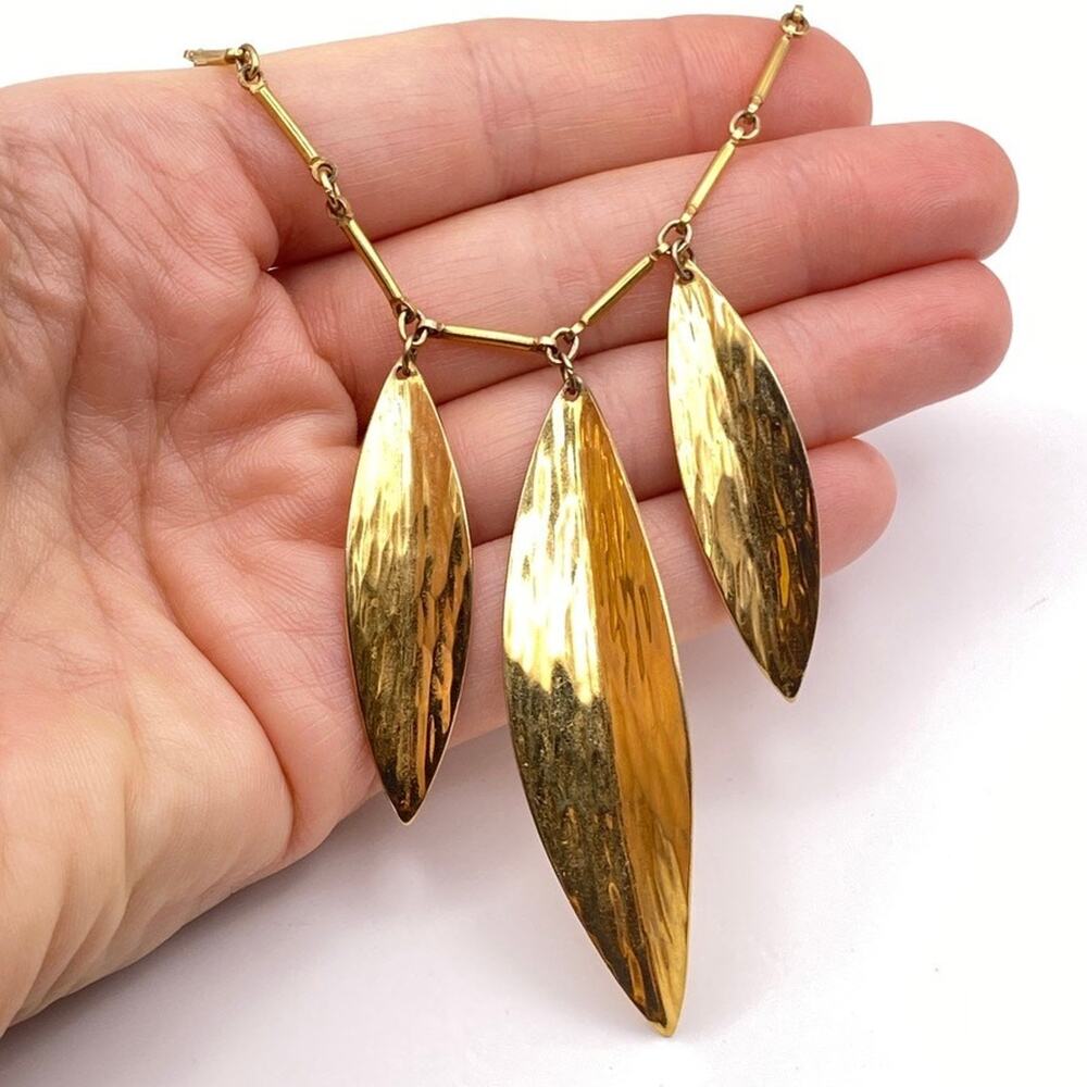 Vintage Signed NAPIER Gold Plated 3 Dangle Leaves Pendant Necklace Signed 16"